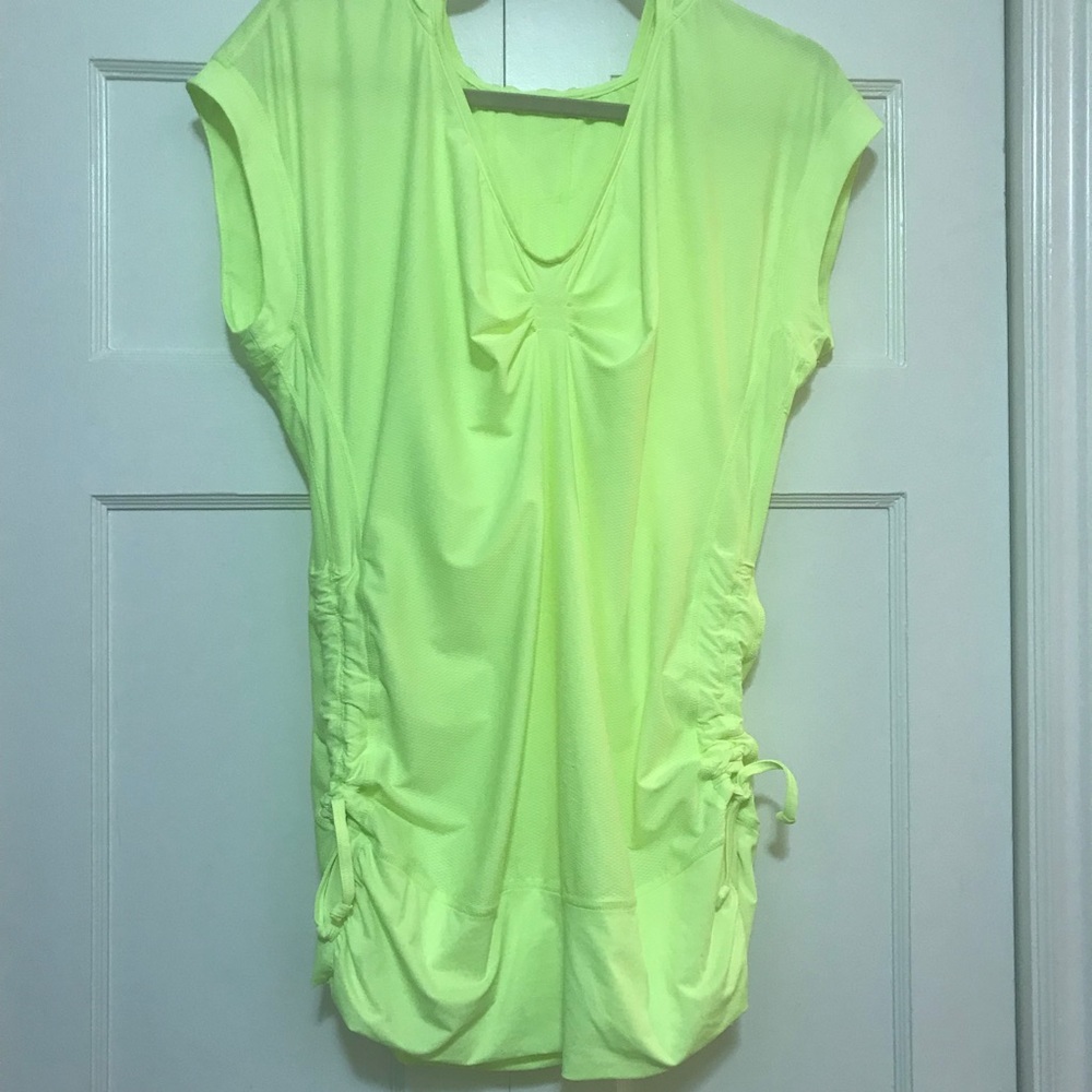 Zella Activewear Cap Sleeve Dri-Fit Hooded Shirt